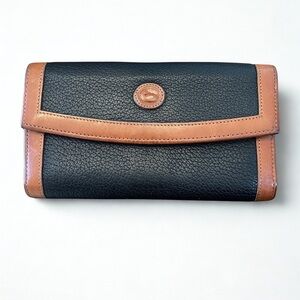 *Vintage* Dooney & Bourke | Dillen Continental Checkbook Wallet